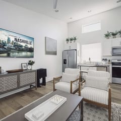 Urban-chic Nashville Retreat- Minutes to Broadway!