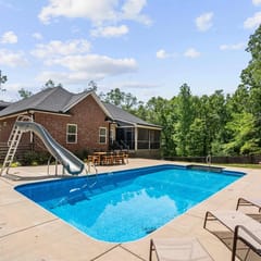Luxury Estate w/ Pool-Game Room-Indoor Basketball
